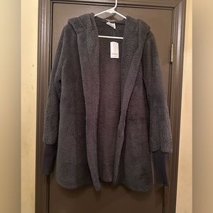 56. Simple Suzanne Betro gray fuzzy hooded jacket L